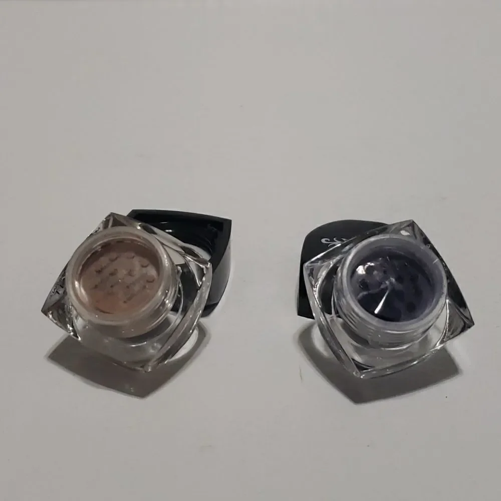 Younique mineral loose eyeshadow pigments